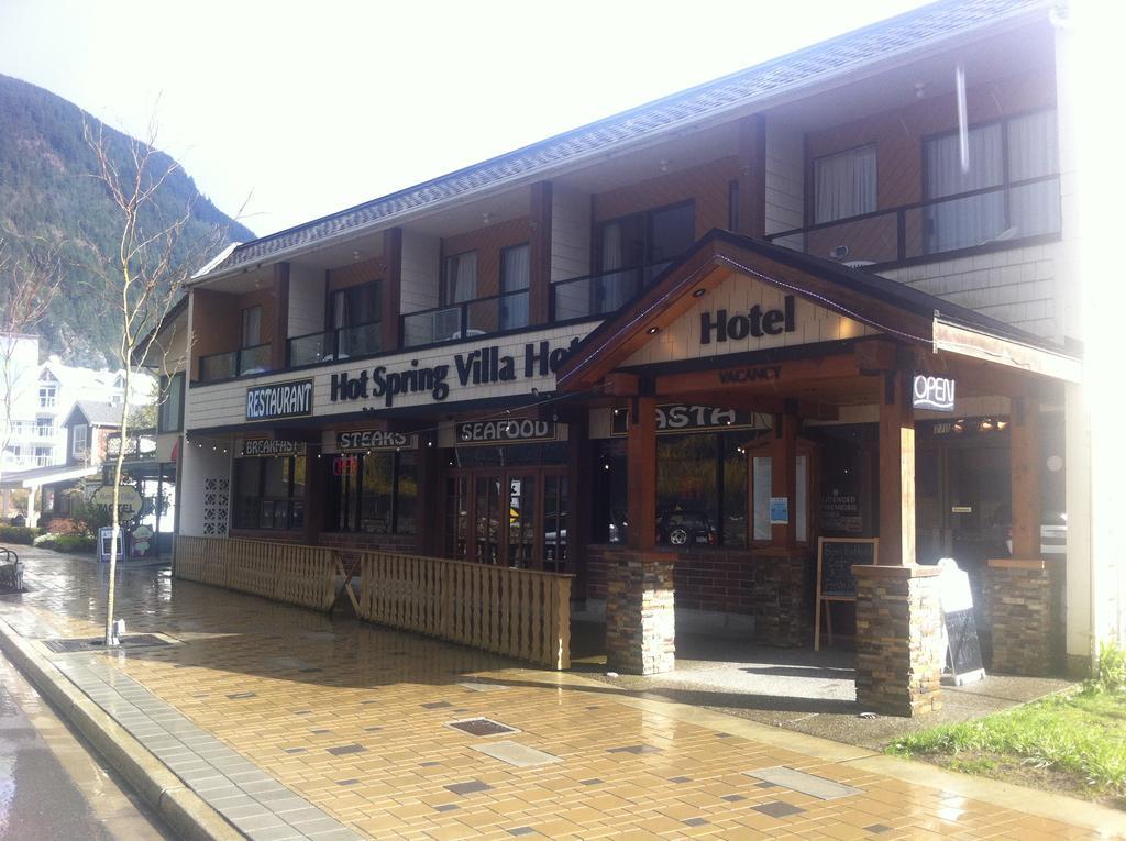 הריסון הוט ספרינגס Spring Villa Hotel מראה חיצוני תמונה