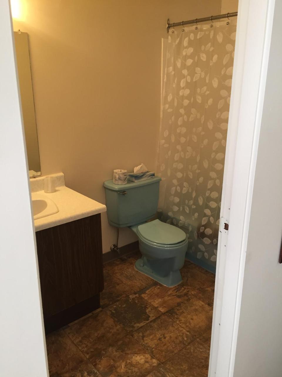 הריסון הוט ספרינגס Spring Villa Hotel מראה חיצוני תמונה
